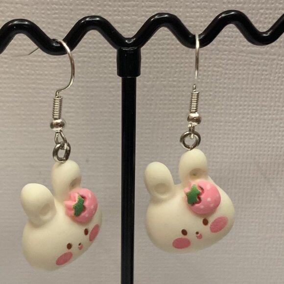 Bunny Earring, Strawberry Earring, Easter Bunny, Gift Idea, Rabbit Earring - Picture 4 of 5